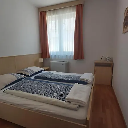 Apartman Eszti Wellness *