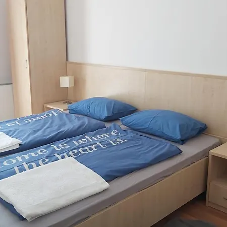 Apartment Eszti Wellness *